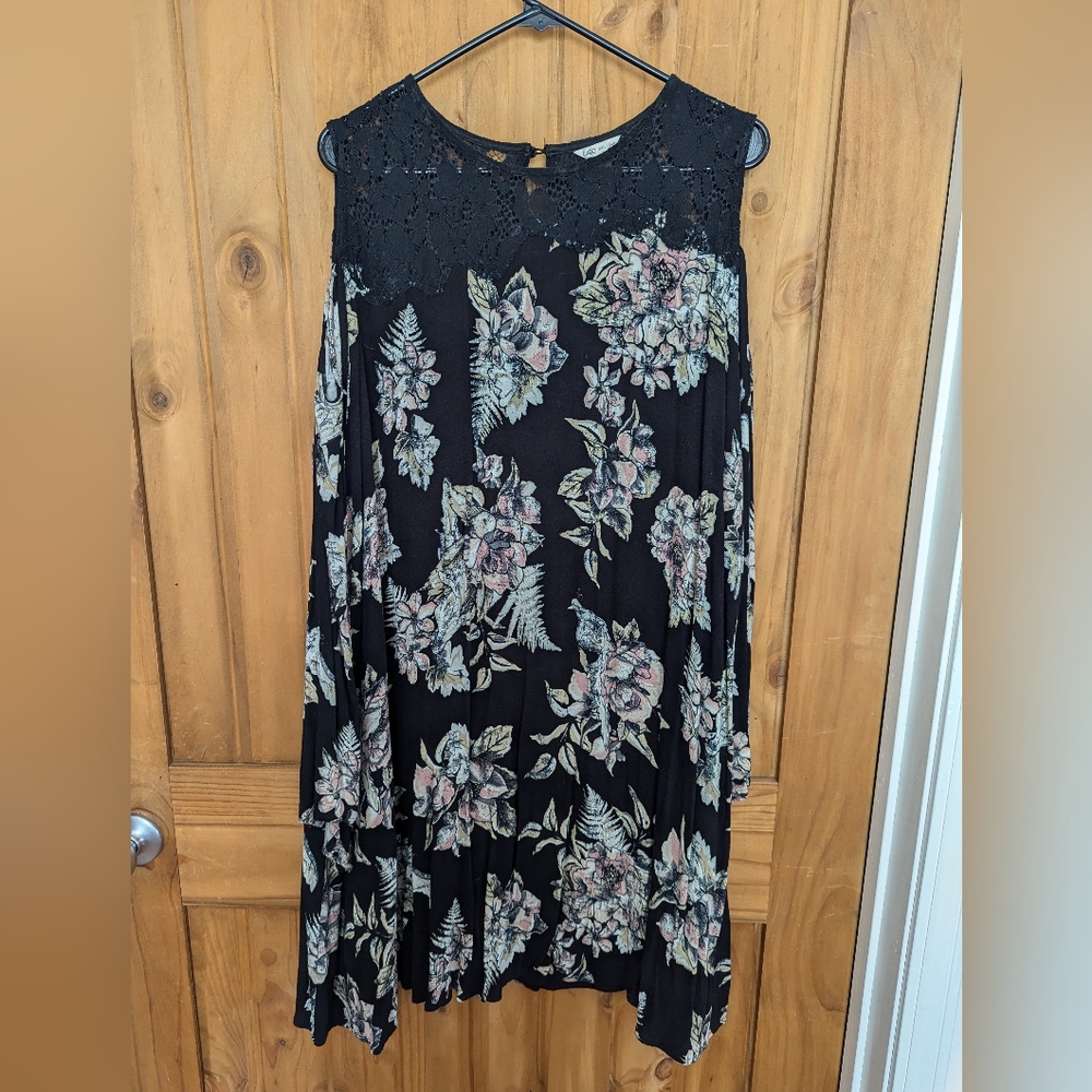 Cato 22/24 Floral Cold Shoulder Mini Dress with Lace Yoke Black and Pink